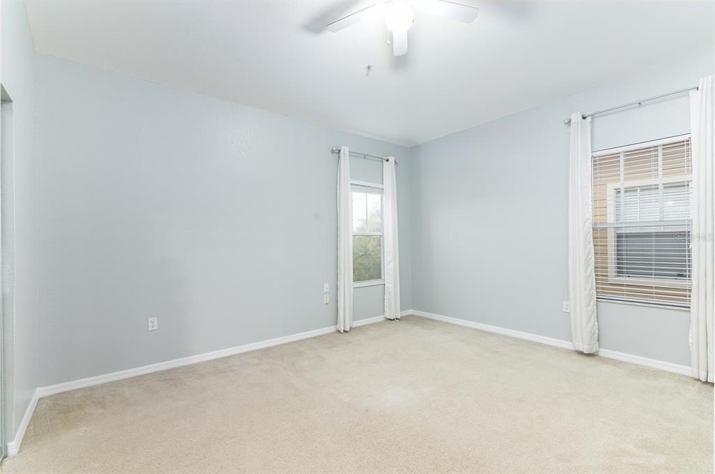 4850 Southwest 91 Terrace, Unit 301 Gainesville, FL 32608 - Photo 14 of 24 an empty room with a window