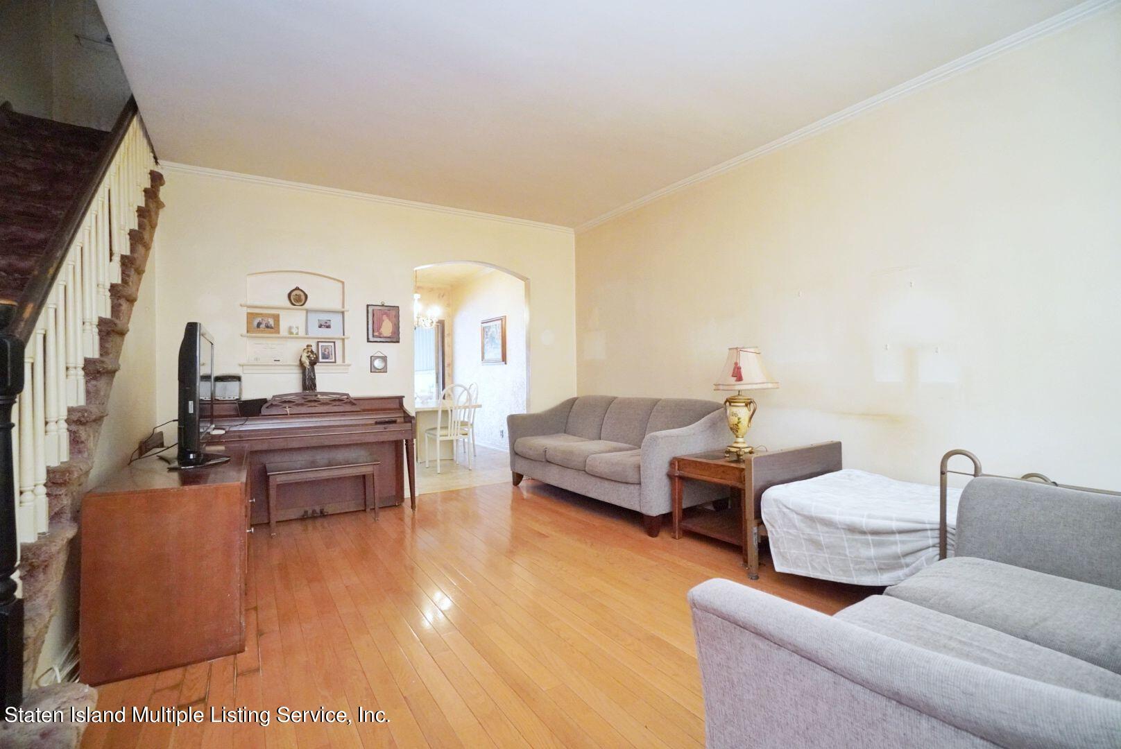 24 Village Road East Brooklyn, NY 11223 - Photo 3 of 25 lAdfGcCQ