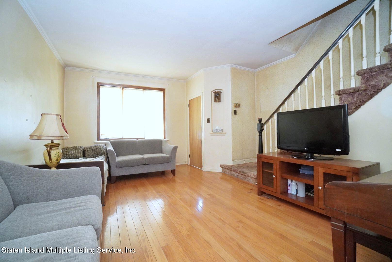 24 Village Road East Brooklyn, NY 11223 - Photo 4 of 25 G1nVVceg