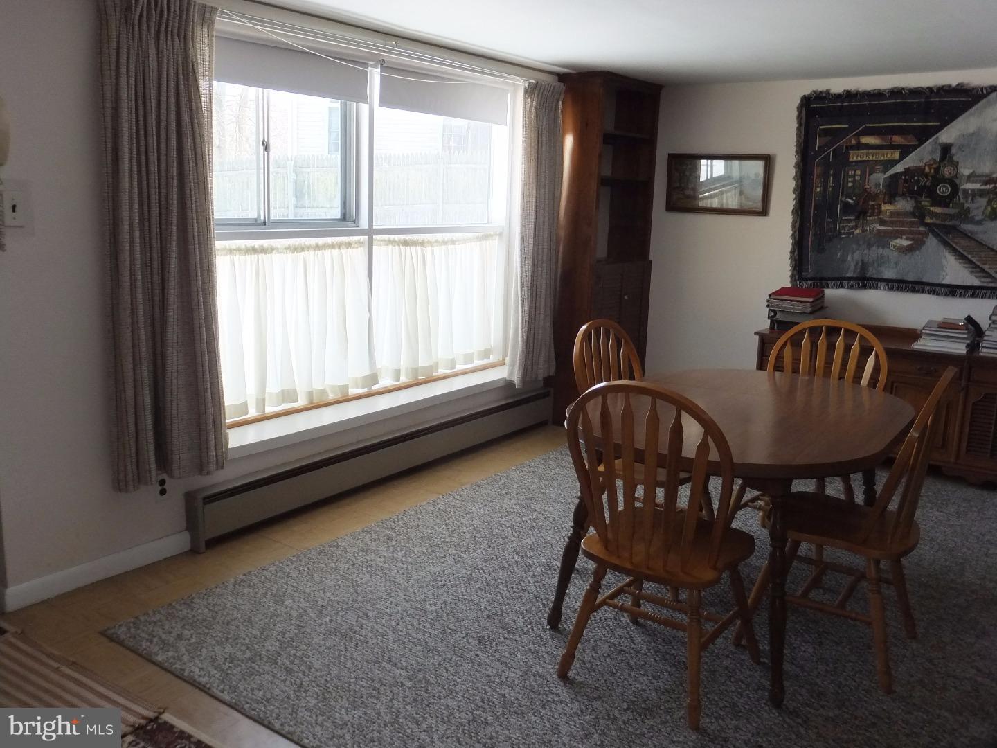 33 St Dunstans Road Hatboro, PA 19040 - Photo 18 of 22