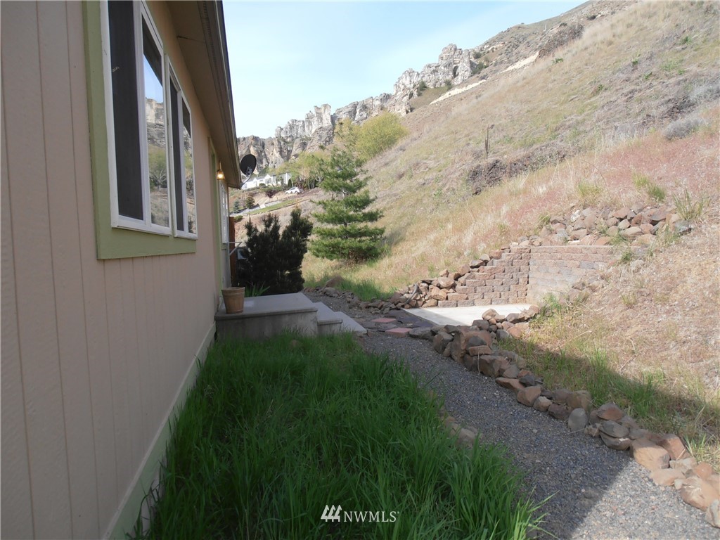 3580 Stemilt Creek Road Wenatchee, WA 98801 - Photo 9 of 9 Gallery Image 9