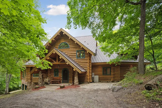 $4,900,000 | 6070 Pilger Avenue Northwest, Annandale, MN 55302