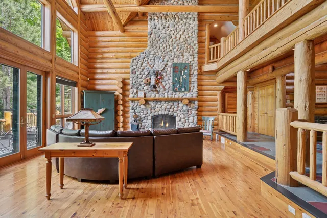 $4,900,000 | 6070 Pilger Avenue Northwest, Annandale, MN 55302