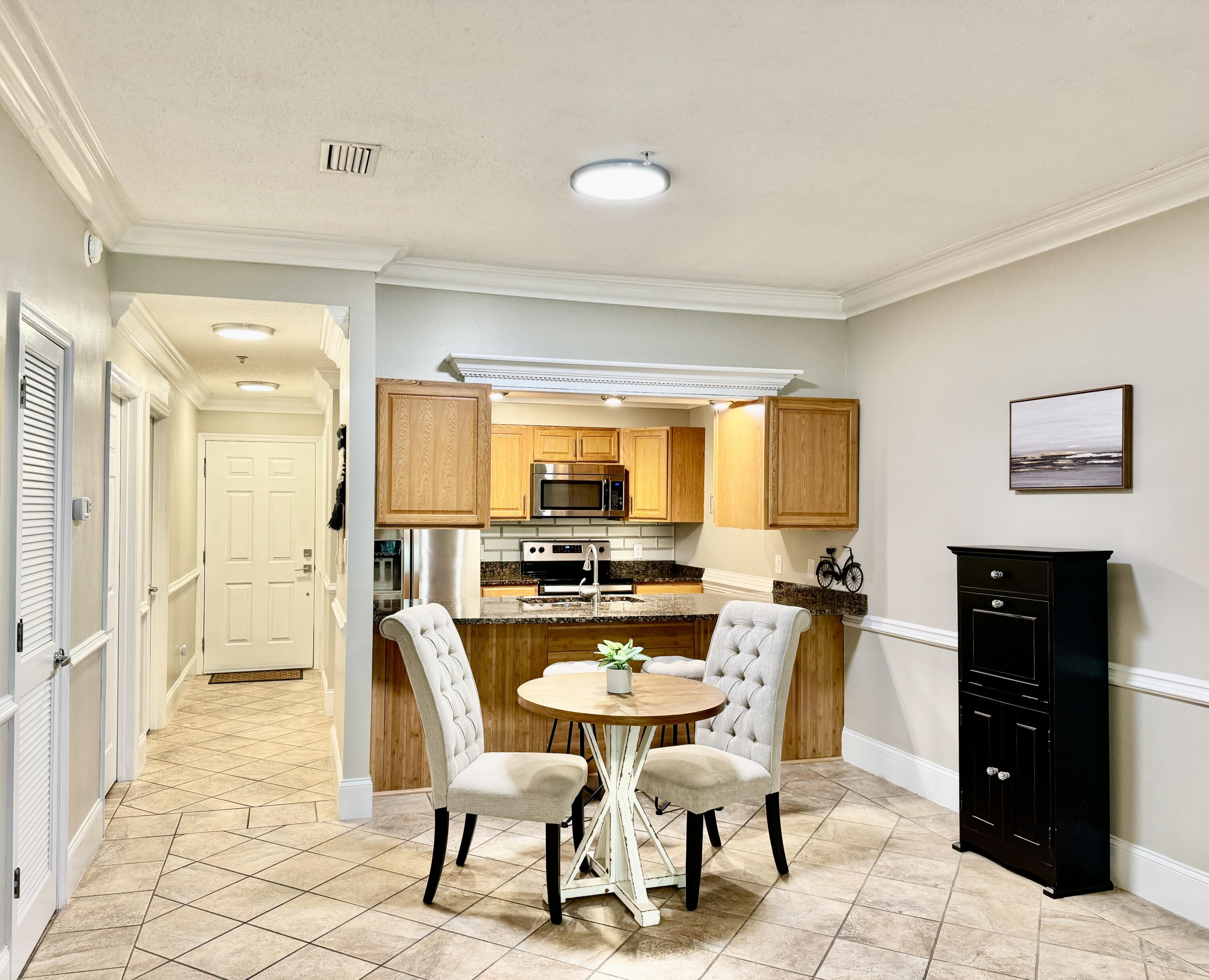 200 Sandestin Lane, Unit 303 Miramar Beach, FL 32550 - Photo 3 of 17 01_Dining