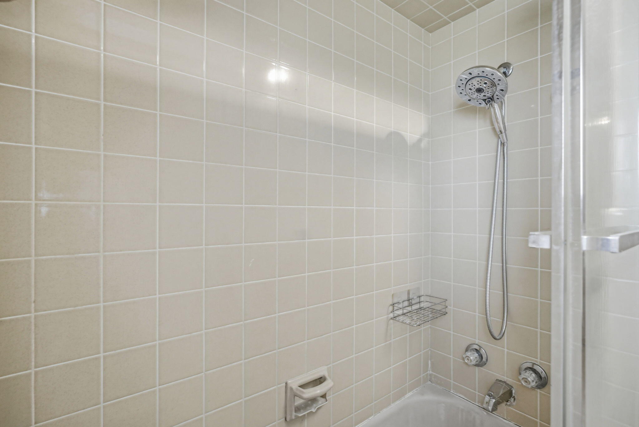509 Mills Road Saline, MI 48176 - Photo 21 of 45 39-web-or-mls-Mills Rd39