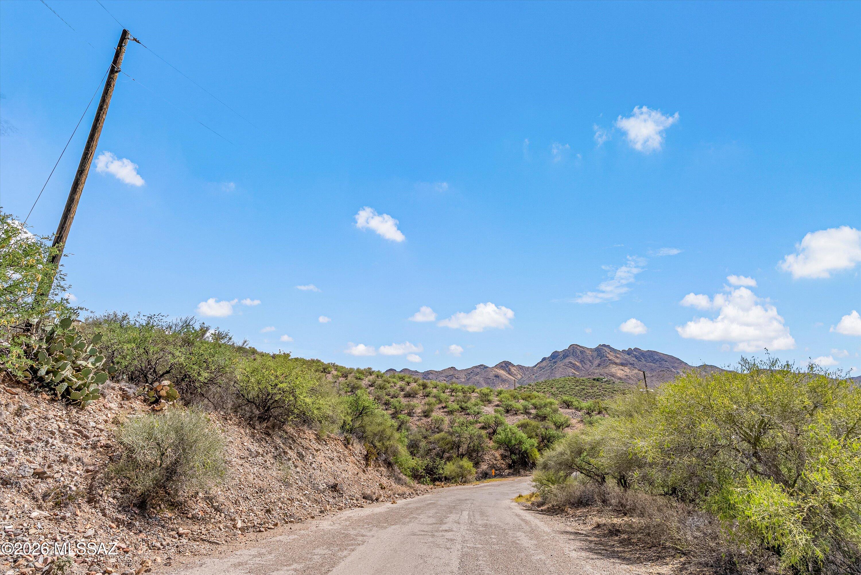 1573 Furel Court, Unit 17 Rio Rico, AZ 85648 - Photo 6 of 32 26-121177189