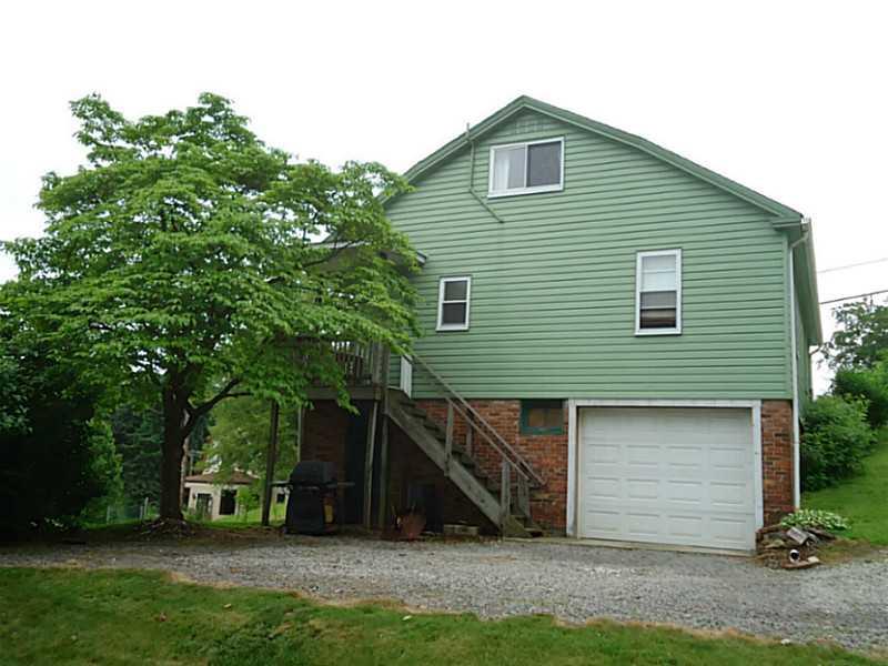1614 Clinton Street McKees Rocks, PA 15136 - Photo 18 of 19 Exterior Back.