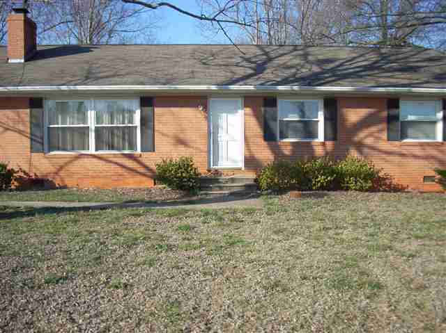 130 Spring Lane Inman, SC 29349 - Photo 1 of 6