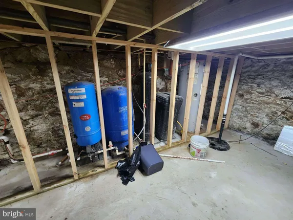 $325,000 | 2925 Highway 97, Glenwood, MD 21738