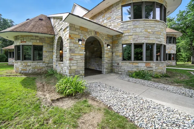 $995,000 | 2404 West 10 1/2 Mile Road, Irons, MI 49644