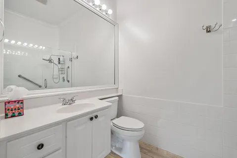 $895,000 | 4702 Dovehill Drive, Palm Beach Gardens, FL 33418