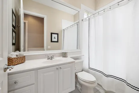 $895,000 | 4702 Dovehill Drive, Palm Beach Gardens, FL 33418