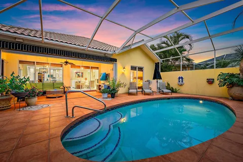 $895,000 | 4702 Dovehill Drive, Palm Beach Gardens, FL 33418
