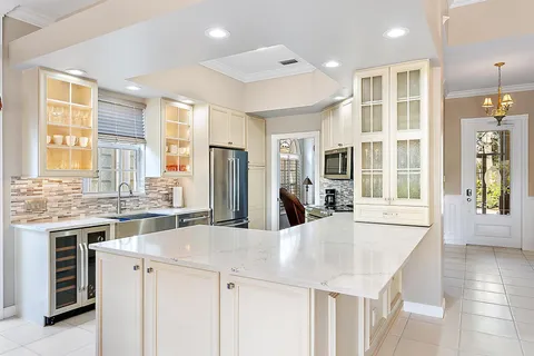 $895,000 | 4702 Dovehill Drive, Palm Beach Gardens, FL 33418