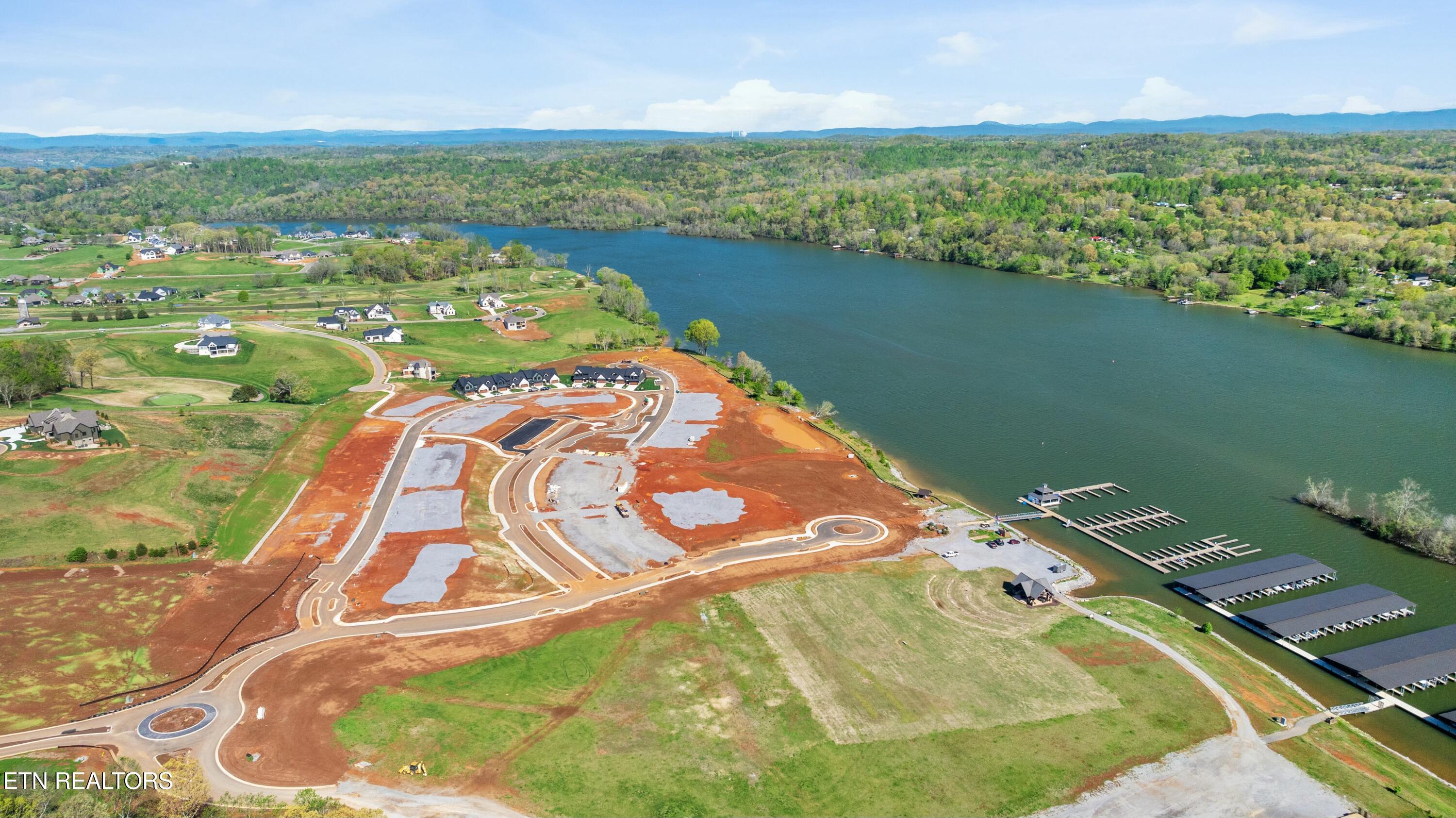 5252 Old Clb Road Loudon, TN 37774 - Photo 12 of 33 Boat slips available to rent