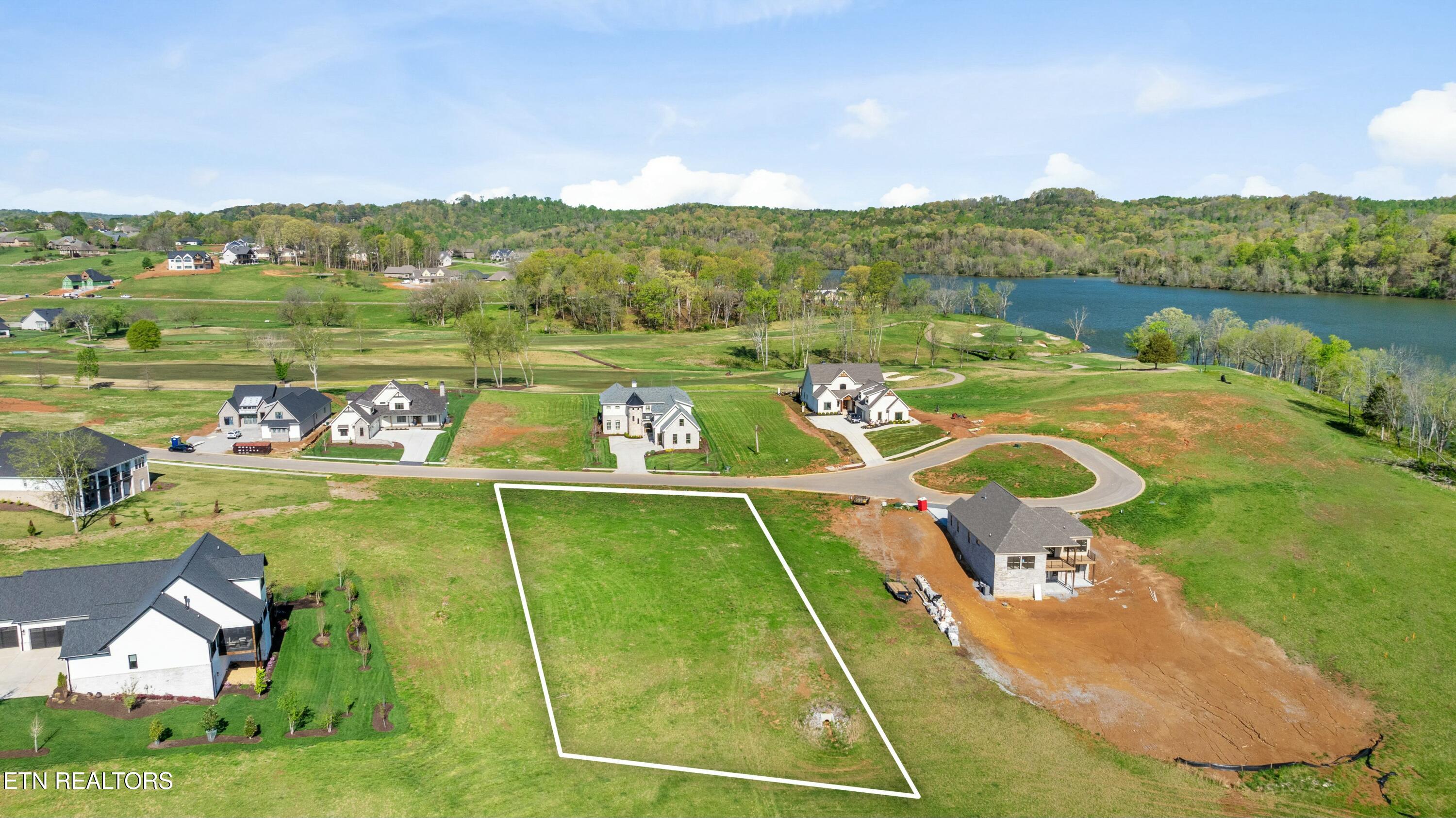 5252 Old Clb Road Loudon, TN 37774 - Photo 8 of 33 Quiet side street location