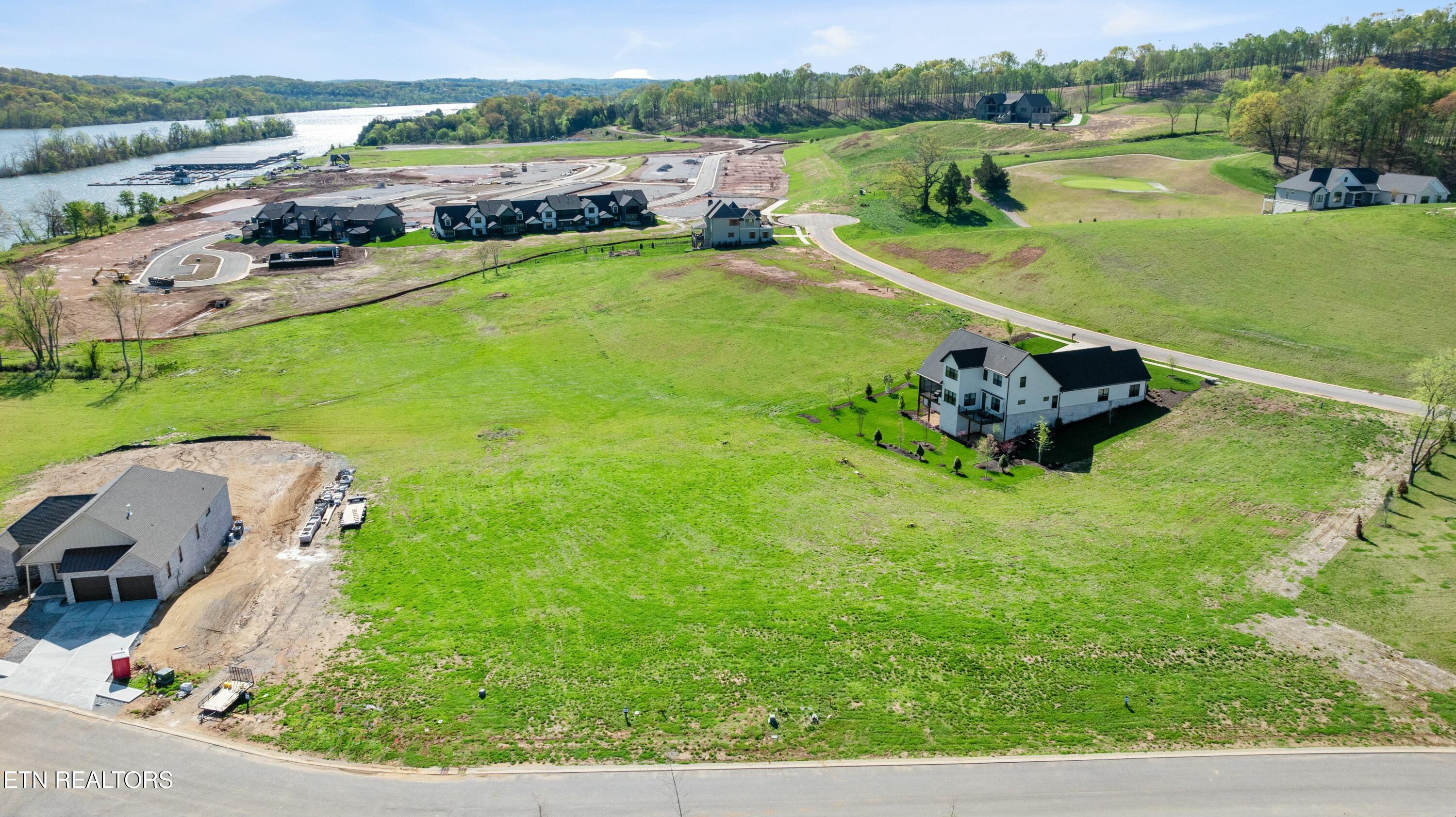 5252 Old Clb Road Loudon, TN 37774 - Photo 9 of 33 No neighbors behind you!