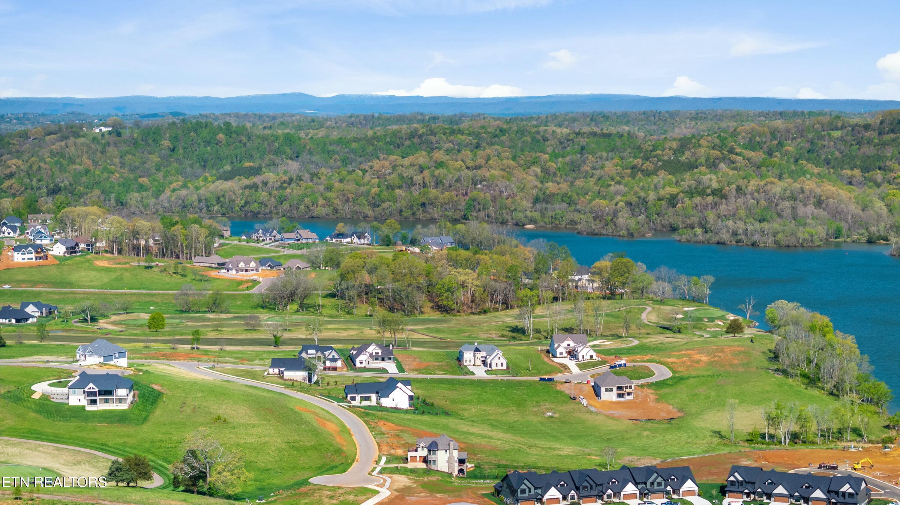 5252 Old Clb Road Loudon, TN 37774 - Photo 10 of 33 Private location within community