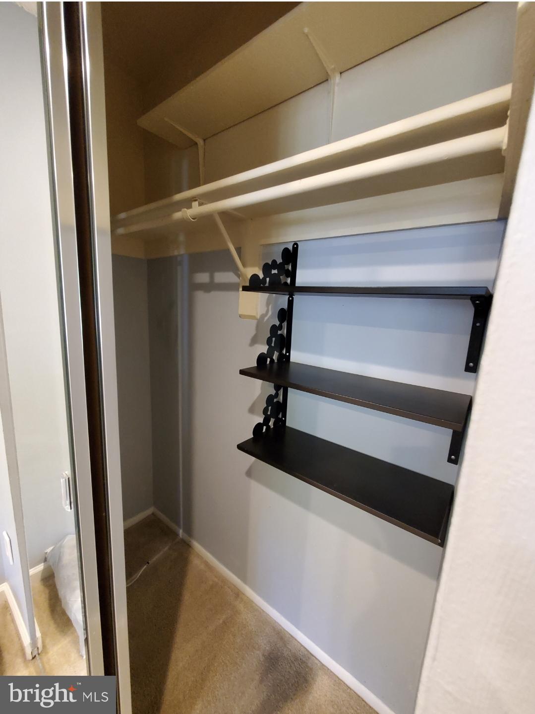 2366 Southgate Square Reston, VA 20191 - Photo 18 of 20