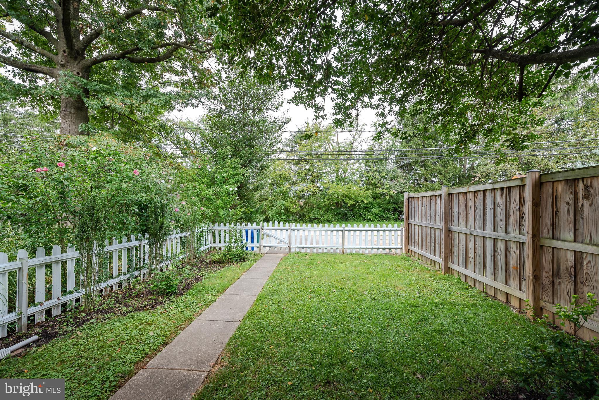 8616 Drumwood Road Baltimore, MD 21286 - Photo 27 of 30 Exterior (Rear) w/Fenced Back Yard