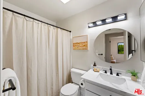 $1,399,999 | 2231 Willowpark Court, Thousand Oaks, CA 91362