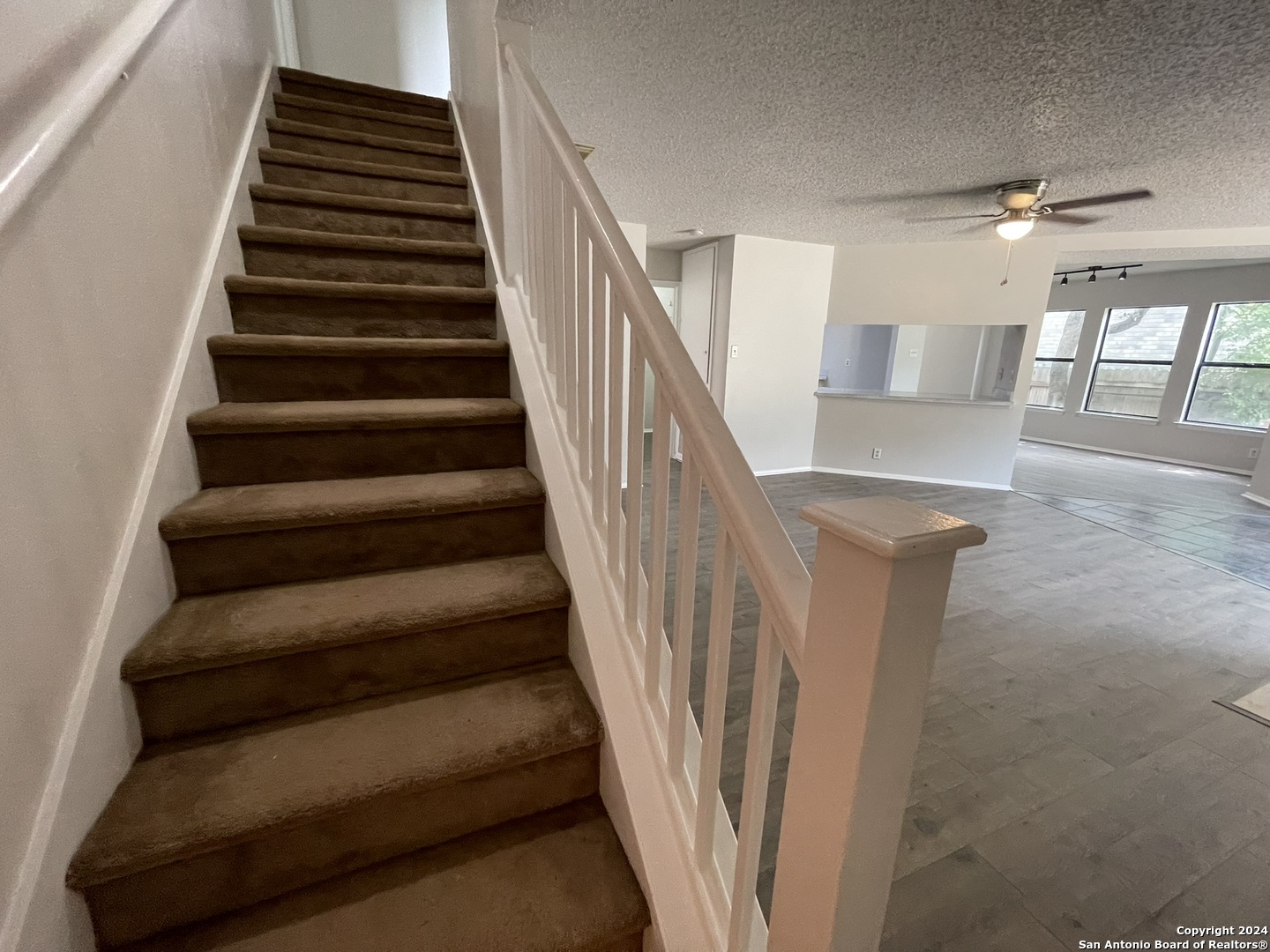 9235 Ridge Post San Antonio, TX 78250 - Photo 19 of 30 a view of entryway
