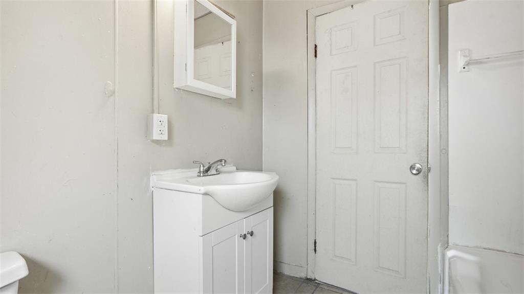 7367 Denniston Avenue Pittsburgh, PA 15218 - Photo 11 of 50