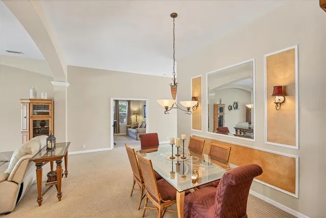 $545,000 | 407 Pinewood Lake Drive, Venice, FL 34285