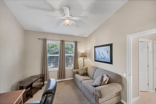 $545,000 | 407 Pinewood Lake Drive, Venice, FL 34285