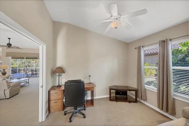 $545,000 | 407 Pinewood Lake Drive, Venice, FL 34285