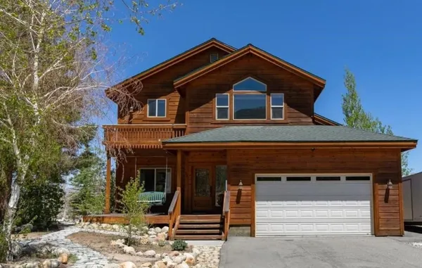 $1,249,000 | 377 Sierra Springs Drive, Crowley Lake, CA 93546