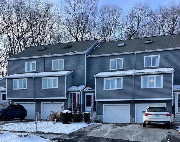 $390,000 | 31 Blithewood Avenue, Unit 705, Worcester, MA 01604