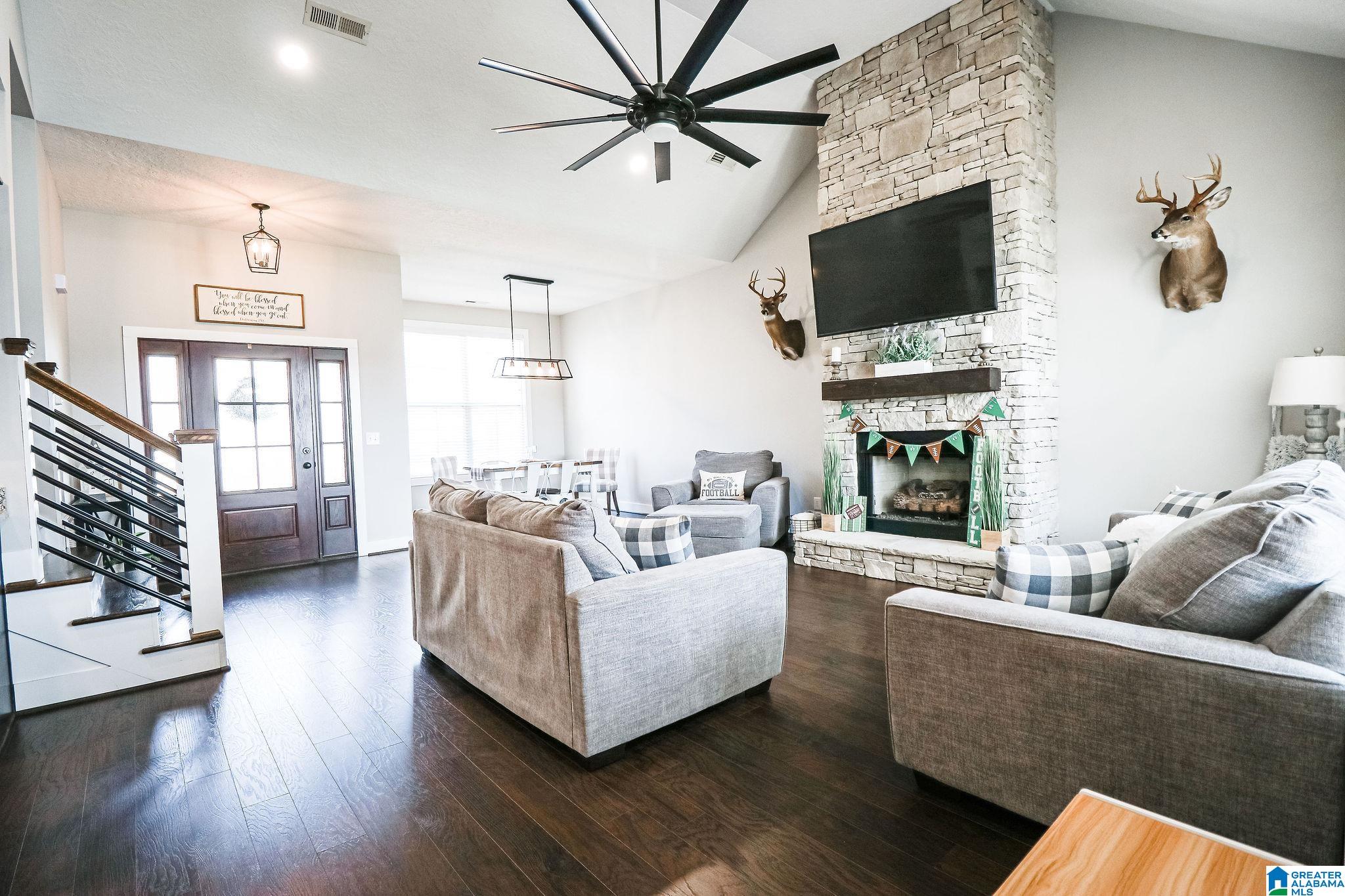 33 Dabbs Road Oxford, AL 36203 - Photo 2 of 44