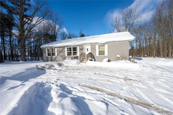 $240,000 | 9414 Gowanda State Road, Eden, NY 14057