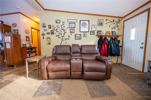 $289,999 | 9414 Gowanda State Road, Eden, NY 14057