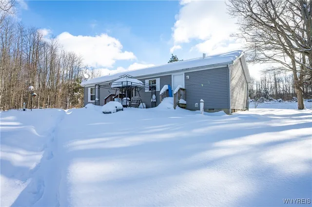 $289,999 | 9414 Gowanda State Road, Eden, NY 14057