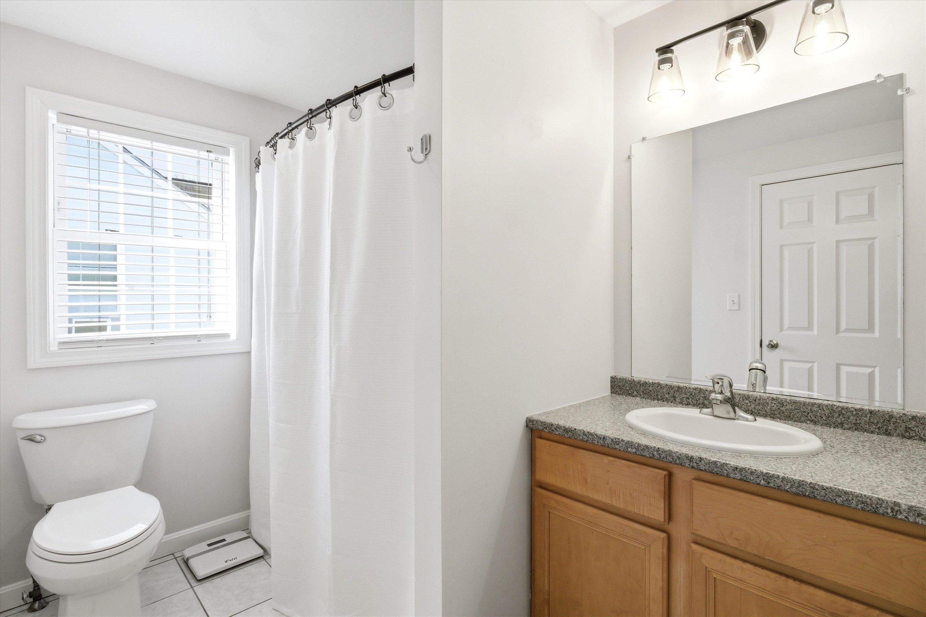 57 Newstead Way, Unit 3 Manchester, NH 03104 - Photo 28 of 44