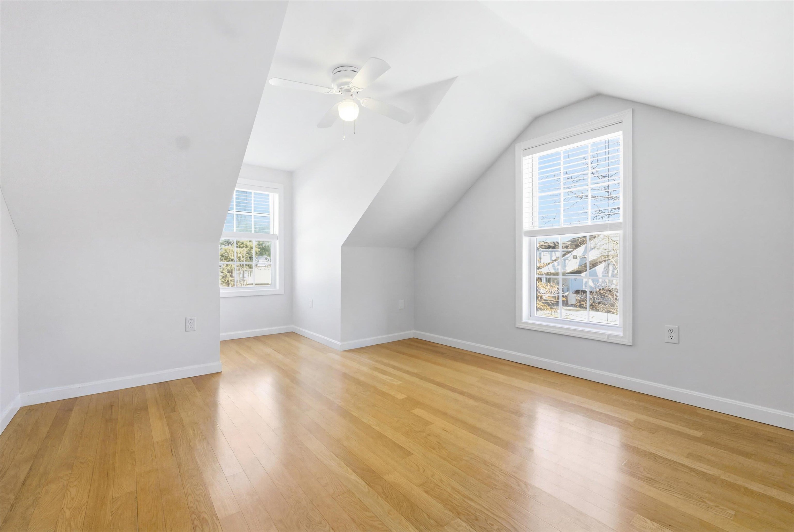 57 Newstead Way, Unit 3 Manchester, NH 03104 - Photo 32 of 44