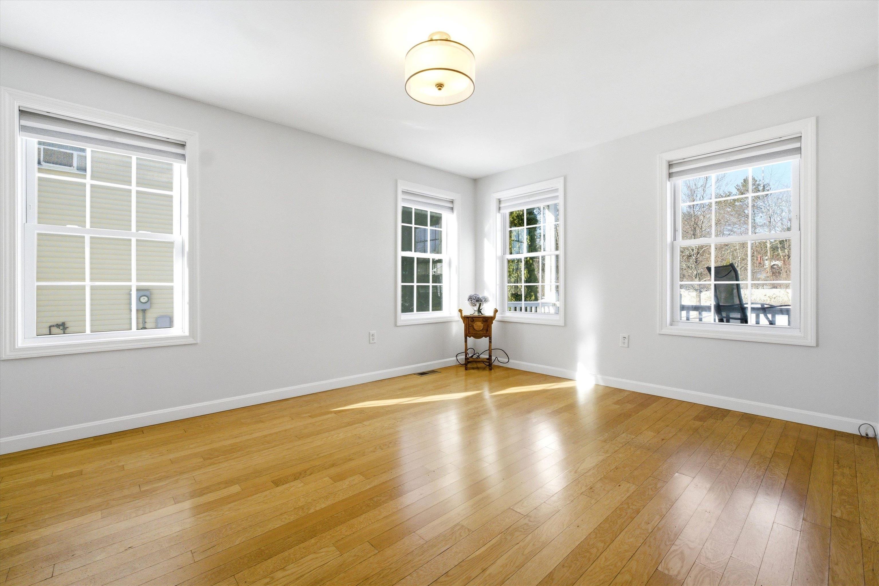 57 Newstead Way, Unit 3 Manchester, NH 03104 - Photo 6 of 44