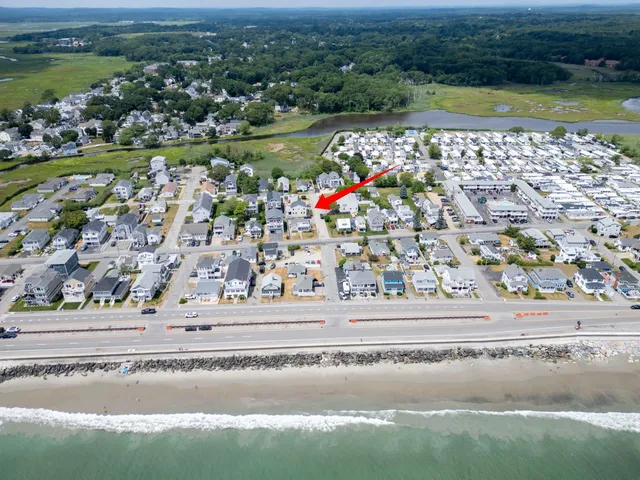 $1,600,000 | 7-11 Redman Street, Hampton, NH 03842