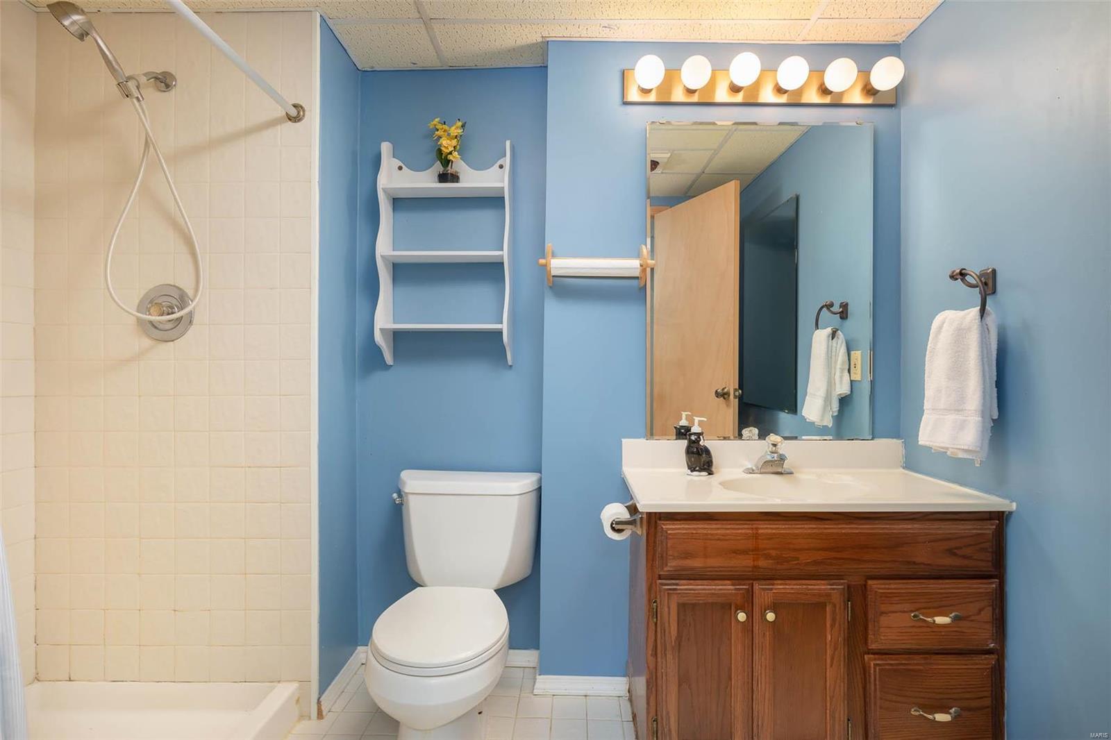 7035 Chalkstone Road St. Louis, MO 63129 - Photo 17 of 22 Gallery Image 17