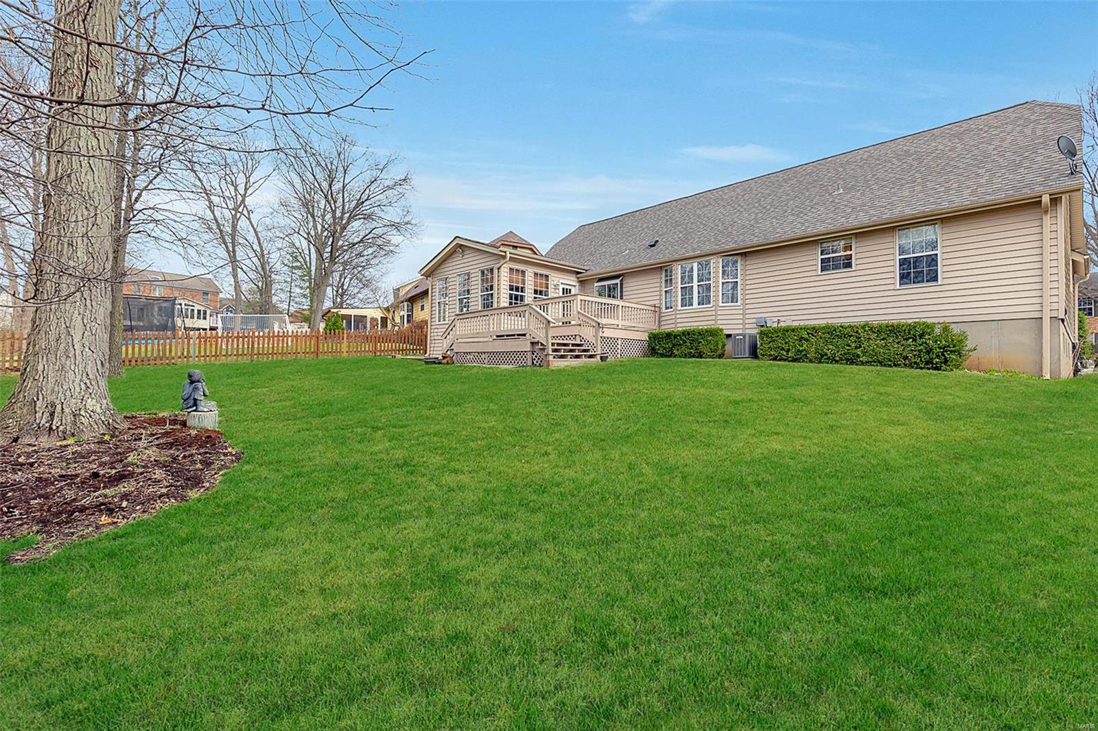 7035 Chalkstone Road St. Louis, MO 63129 - Photo 19 of 22 Gallery Image 19