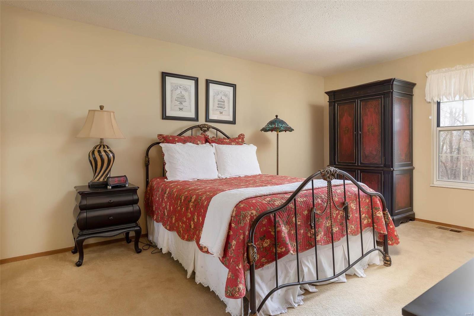 7035 Chalkstone Road St. Louis, MO 63129 - Photo 8 of 22 Gallery Image 8