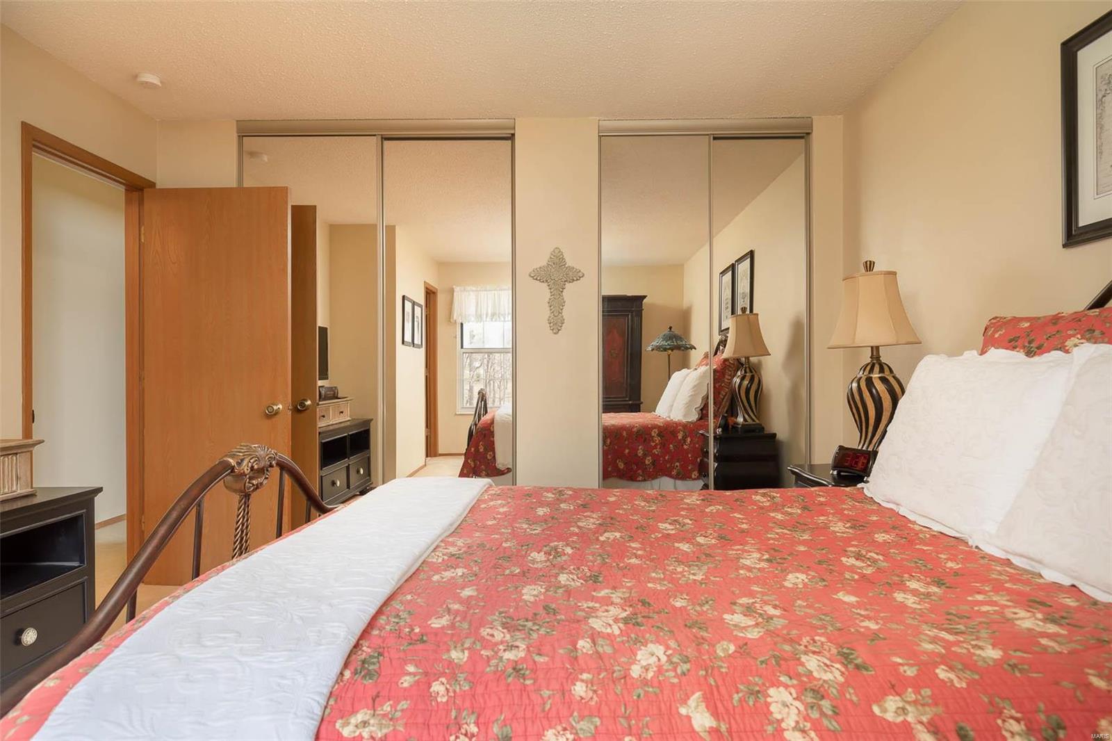 7035 Chalkstone Road St. Louis, MO 63129 - Photo 10 of 22 Gallery Image 10