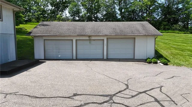 $399,000 | 27 Partridge Drive, Agency, MO 64401