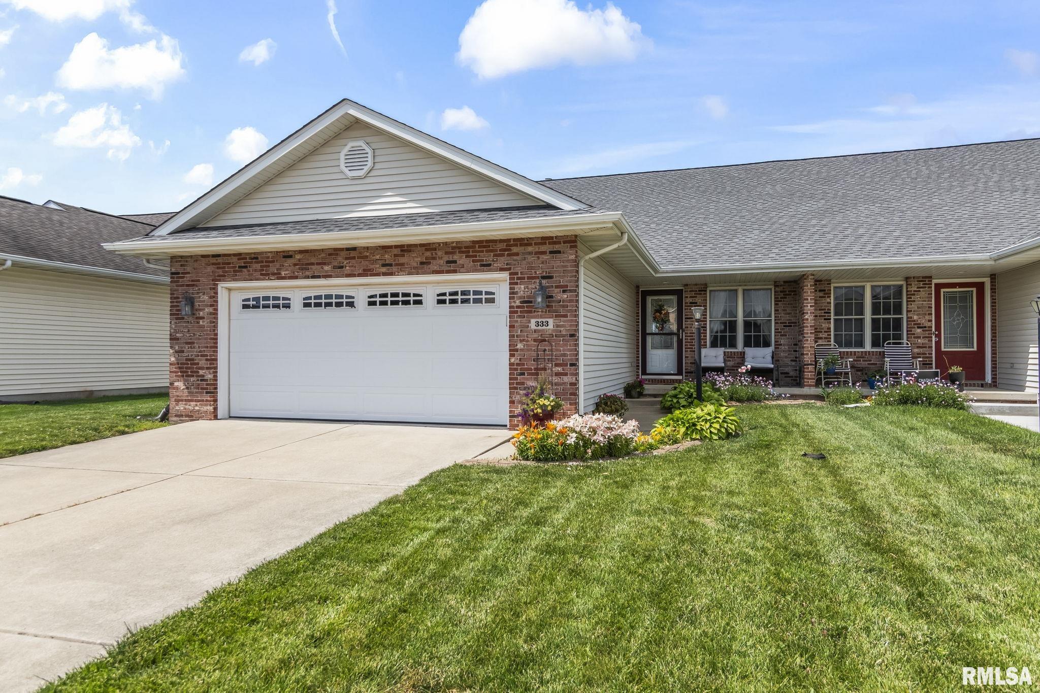 333 Butler Lane Chatham, IL 62629 - Photo 1 of 40