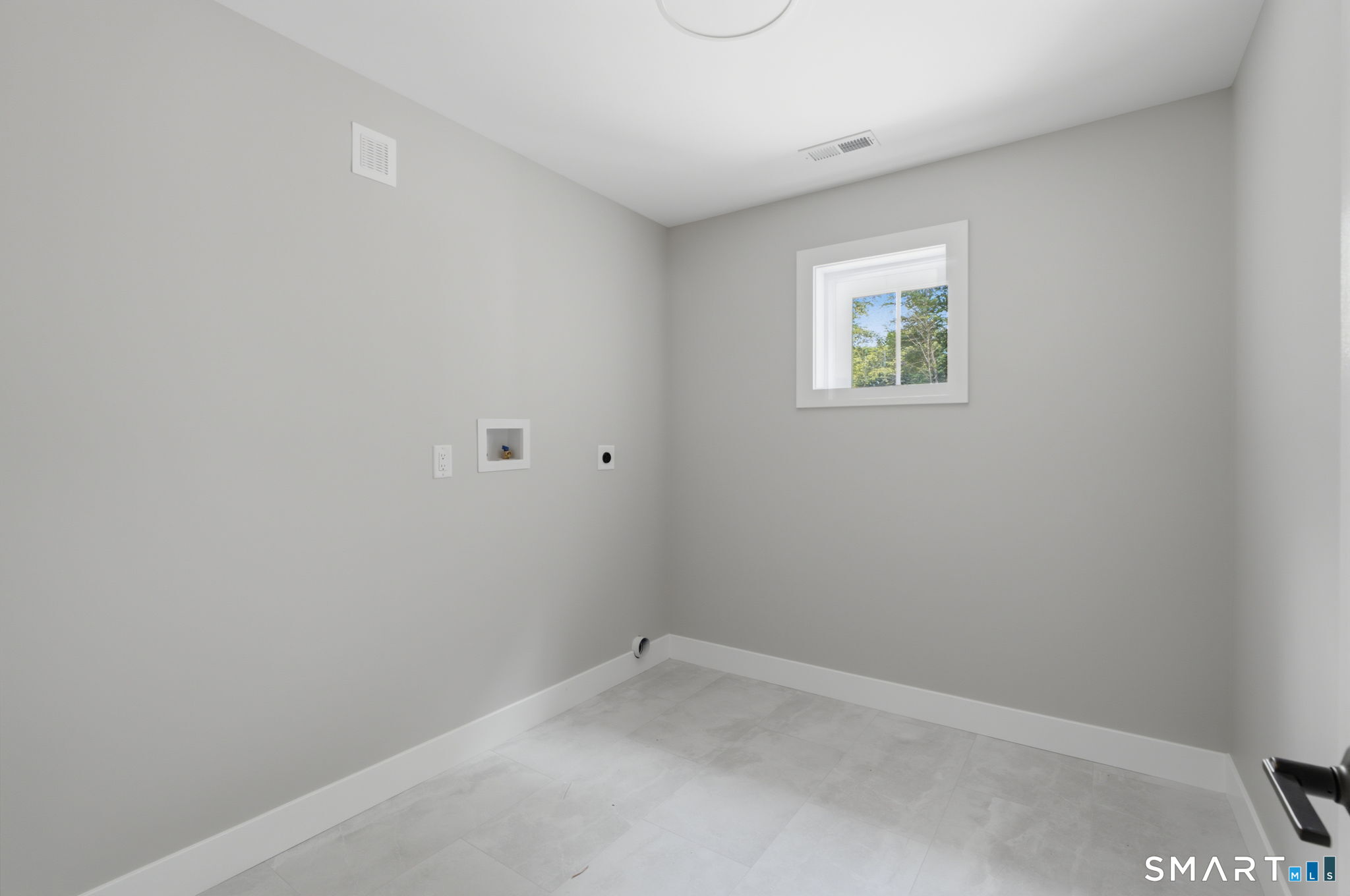 495 Wickham Road Glastonbury, CT 06033 - Photo 34 of 39