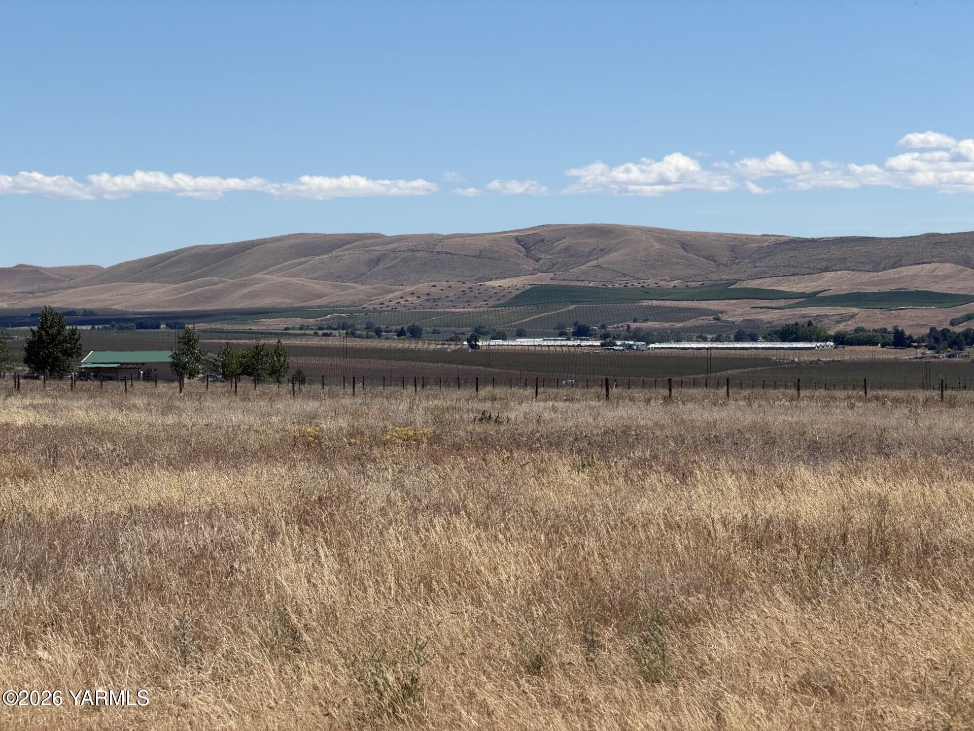 Nka Mieras Road Moxee, WA 98936 - Photo 1 of 6 a1518315-b8df-4e86-b37d-00a764548e9b