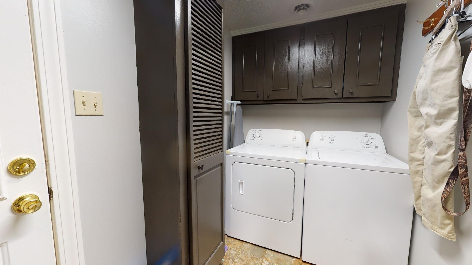 772 Cobb Road Newbern, TN 38059 - Photo 10 of 13 a utility room with dryer and washer