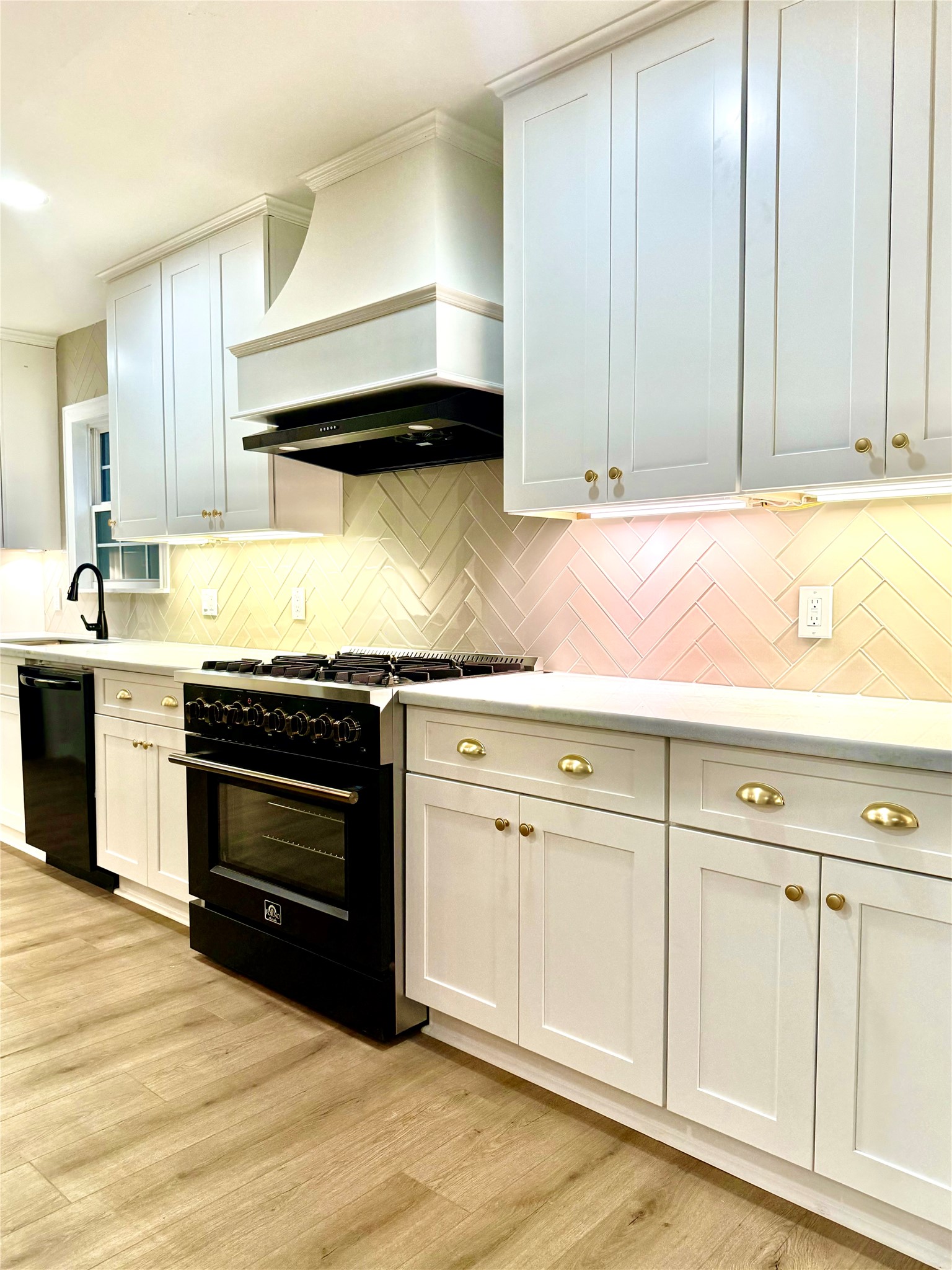 300 Dunnam Avenue Cleveland, TX 77327 - Photo 13 of 27